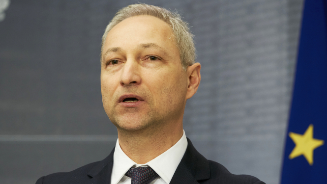 Tieslietu ministrs par būtiskiem pārkāpumiem no amata atceļ tiesu izpildītāju Sandru Jaunsleini