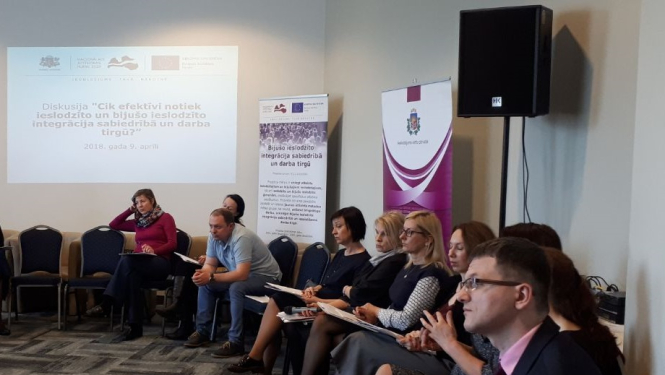 Eksperti spriež, kā sekmēt bijušo ieslodzīto integrāciju sabiedrībā un darba tirgū
