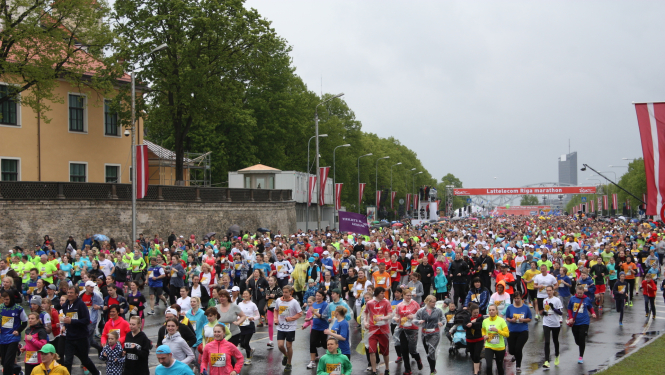Tieslietu ministrijas komanda veiksmīgi startēja Lattelecom Rīgas maratonā