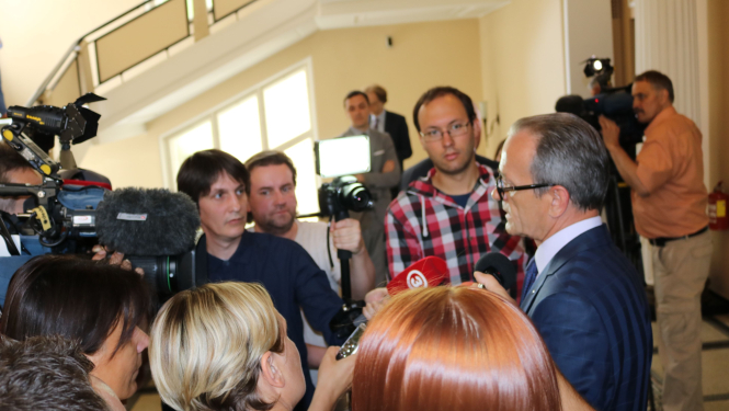 Tieslietu ministrs publiski atvainojas par TM autotransporta izmantošanu steidzamības kārtībā