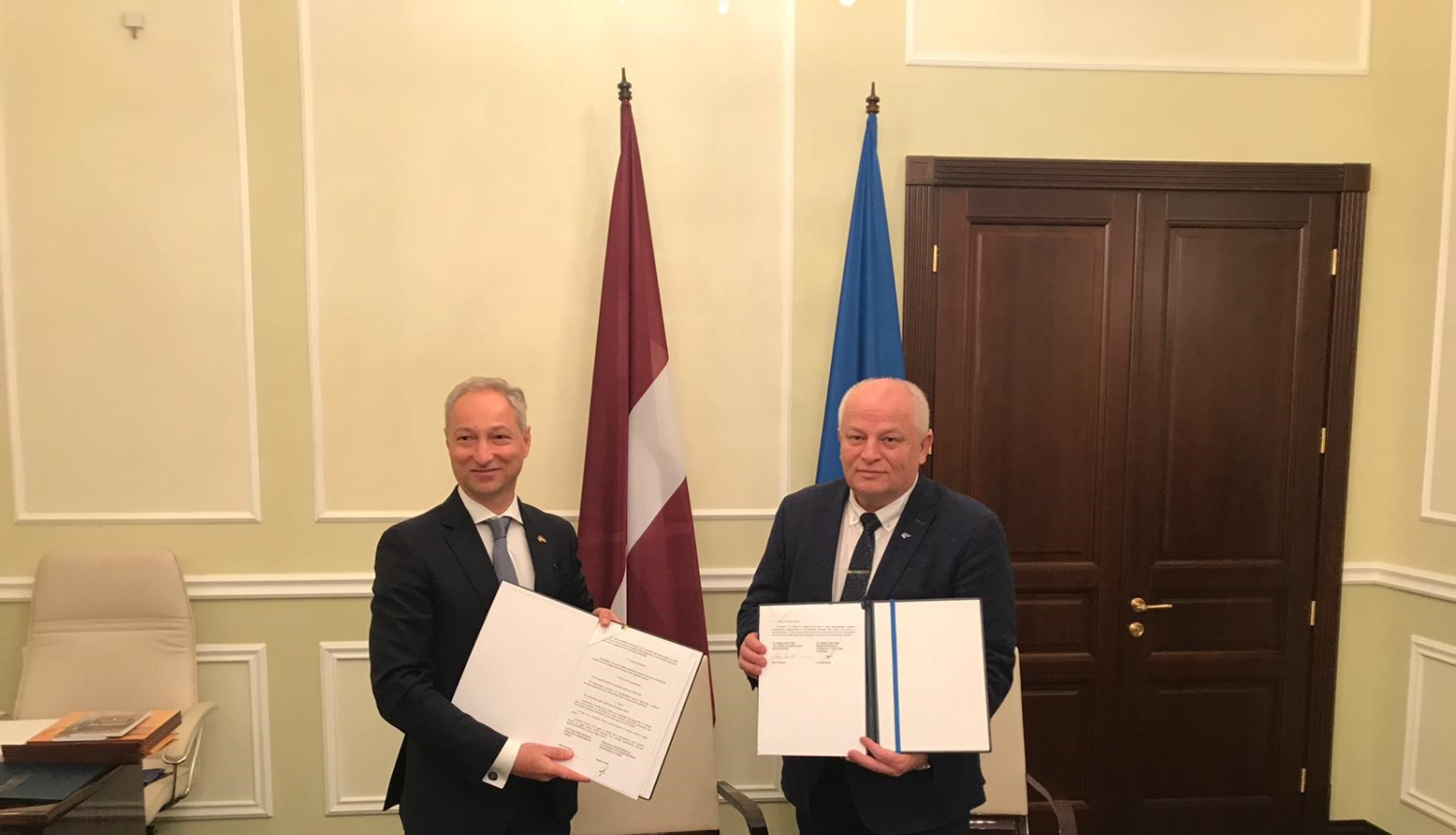Tieslietu ministrs paraksta saprašanās memorandu ar Ukrainas Vicepremjeru un piedalās Twinning projekta noslēguma pasākumā