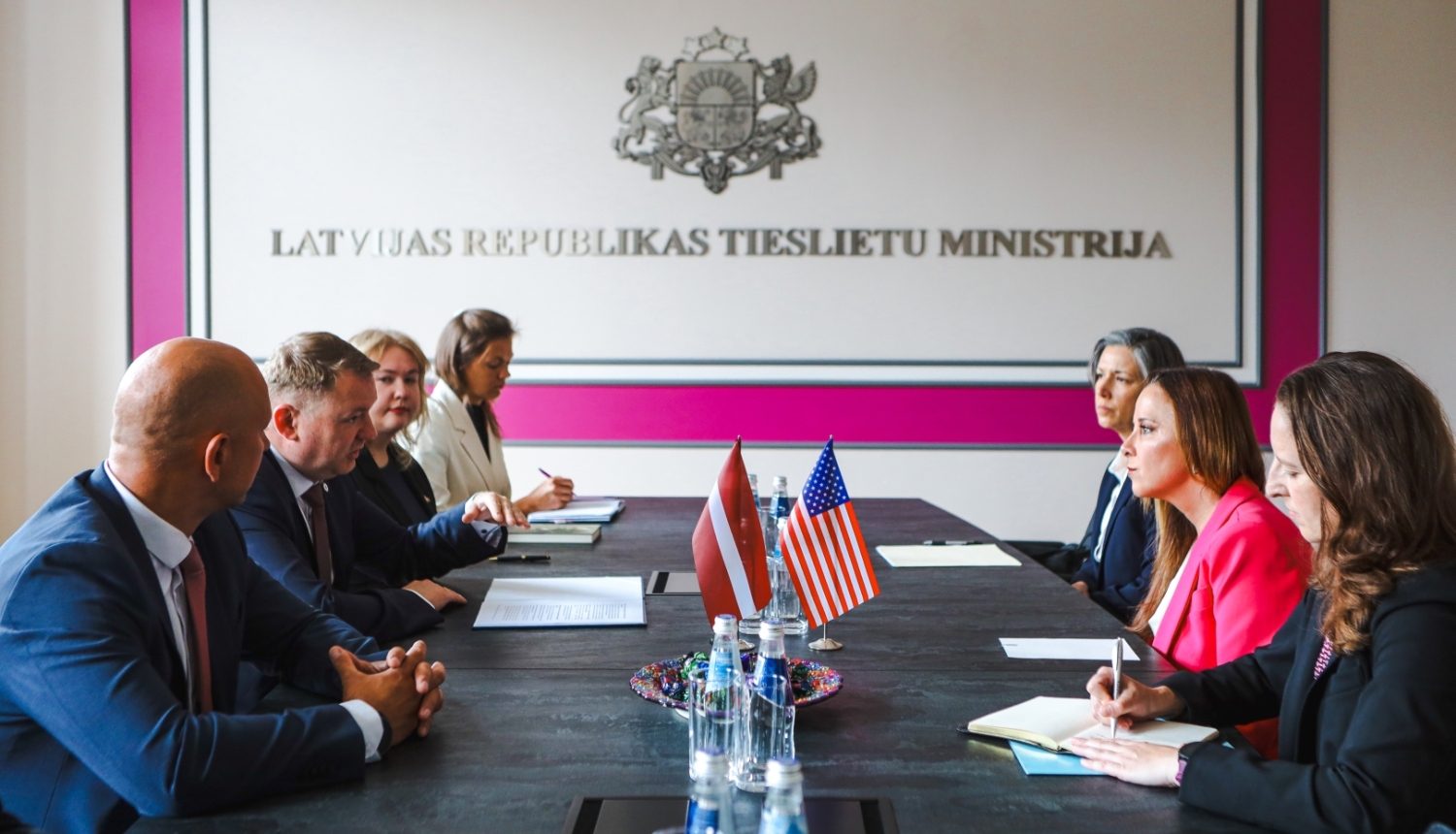 Tieslietu ministra un ASV vēstnieces Latvijā tikšanās