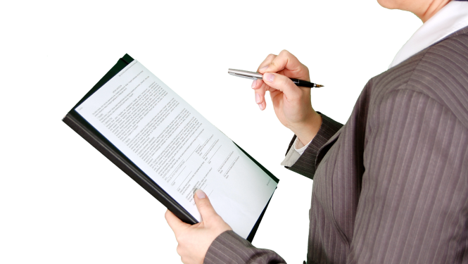 Izskatītas divas zvērinātu tiesu izpildītāju disciplinārlietas