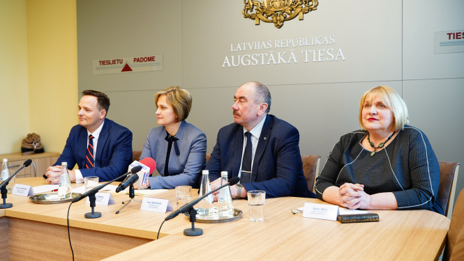 Jaunums: vietnē Likumi.lv pieejami tiesu nolēmumi
