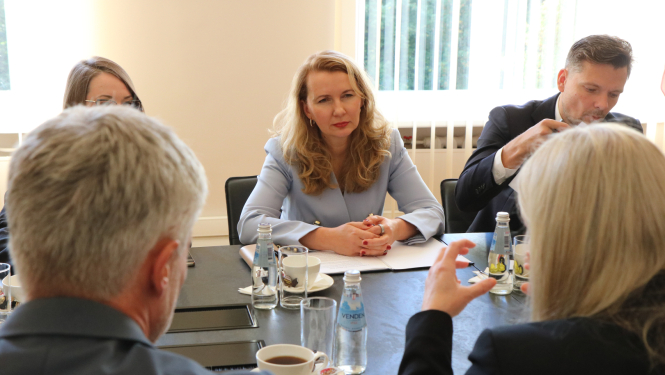 ministre ar vācijas lejassaksijas ministri
