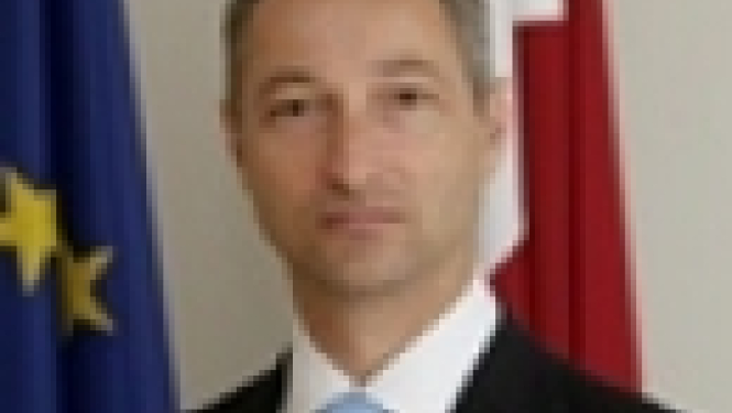 OECD atzīst Latvijas panākumus starptautiskās kukuļošanas apkarošanā