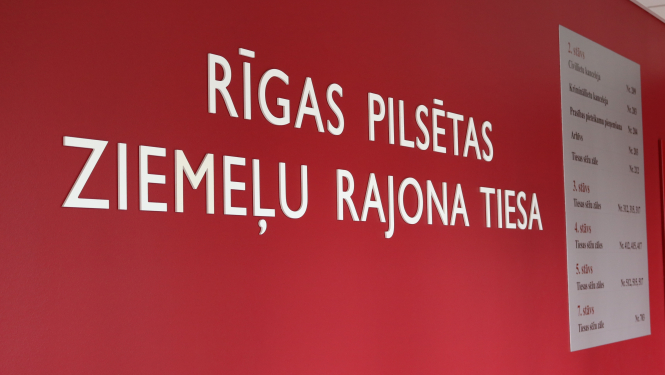 Tieslietu ministrs iepazīstas ar Rīgas pilsētas Ziemeļu rajona tiesas darbu