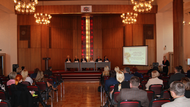 Veiksmīgi noritējusi pirmslaulību apmācību programmas izstrāde