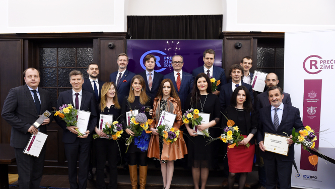 Sumina pērnā gada labākās un atpazīstamākās preču zīmes!