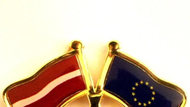 Tieslietu ministrs EK komisārei uzsver latviešu valodas lomu ES juridiskajā telpā