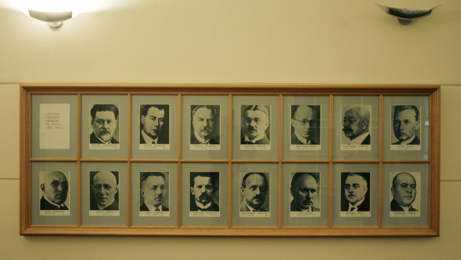 Pievienos bijušā tieslietu ministra Jāņa Bordāna fotoportretu iepriekšējo ministru portretu galerijā