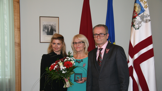 VZD pārstāve Guna Slāģe atzīta par labāko valsts pārvaldes klientu apkalpošanas speciālisti