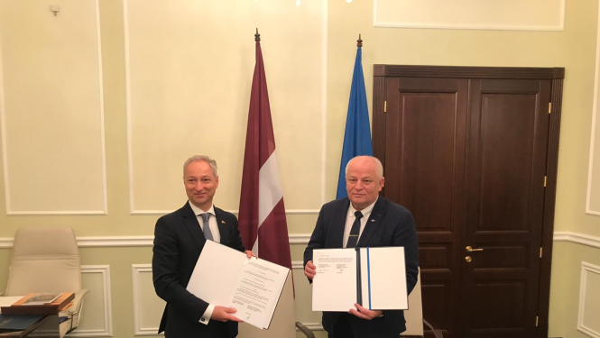 Tieslietu ministrs paraksta saprašanās memorandu ar Ukrainas Vicepremjeru un piedalās Twinning projekta noslēguma pasākumā