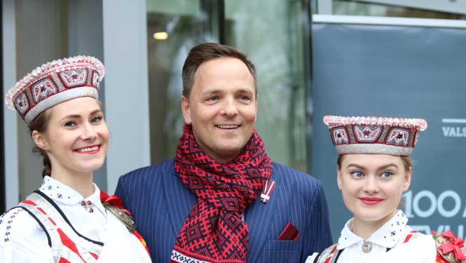 Sveicam Tieslietu ministriju un tieslietu nozari simtajā dzimšanas dienā!