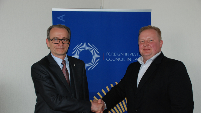 Tieslietu ministrs un ĀIPL atzinīgi novērtē līdzšinējo sadarbību tiesiskas komercdarbības vides nodrošināšanā