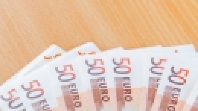 Šodien spēkā stājas KL grozījumi, kas paredz kriminālatbildību par “aplokšņu algu” izmaksāšanu