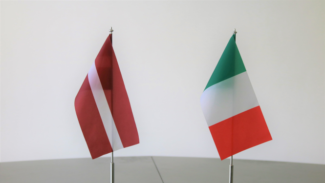 Tieslietu ministrs tiekas ar Itālijas vēstnieku Latvijā