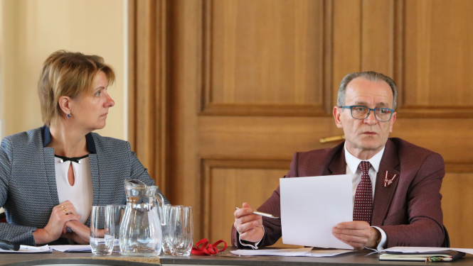 Tieslietu ministra vadībā apspriež maksātnespējas reformas gaitu