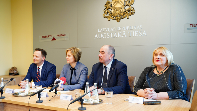 Jaunums: vietnē Likumi.lv pieejami tiesu nolēmumi