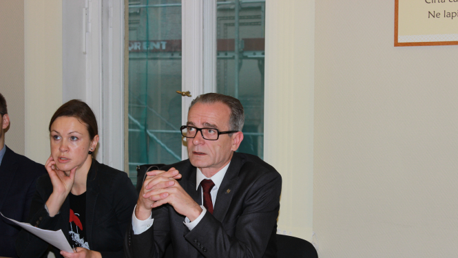 TM rosina diskusijas deputātu vidū par piespiedu dalītā īpašuma izbeigšanas risinājumu