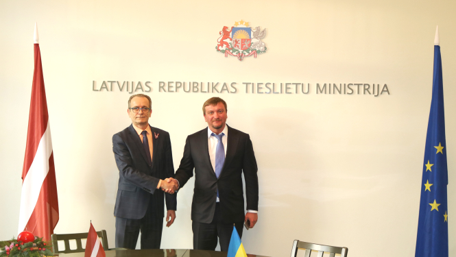 Latvijas un Ukrainas ministri vienojas par sadarbības stiprināšanu tieslietās