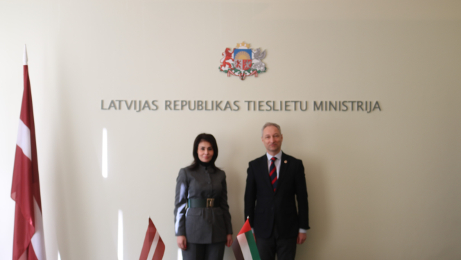 Tieslietu ministrs Jānis Bordāns tiekas ar AAE vēstnieci Latvijā V.E. Hananu Al Alīli