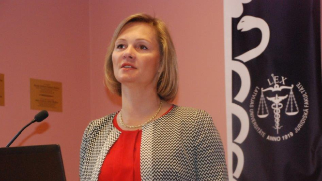 B.Broka: korporatīvās pārvaldības principi ir Latvijas komerctiesību aktualitāte