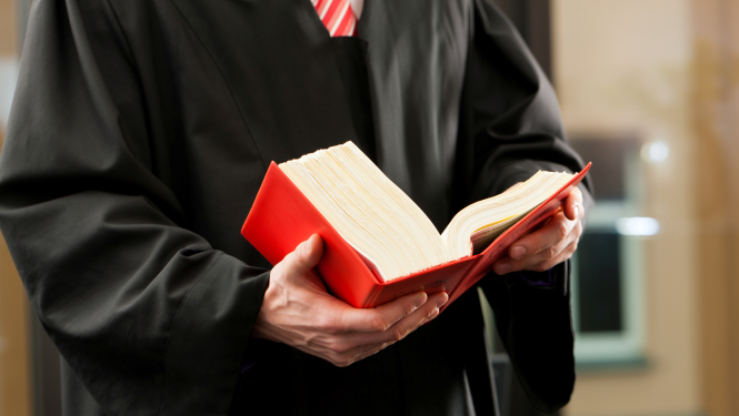 Izskatītas trīs tiesnešu disciplinārlietas