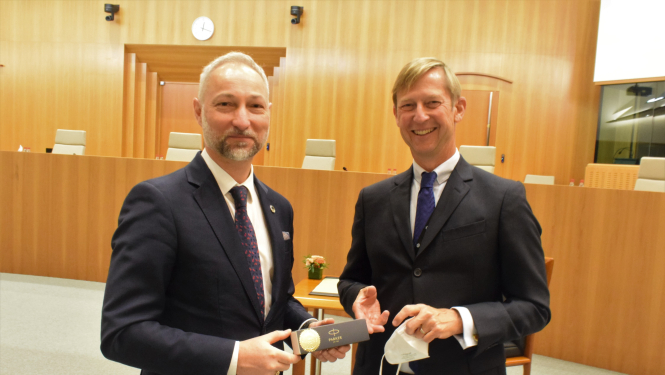 Tieslietu ministrs Jānis Bordāns un Pēteris Zilgalvis