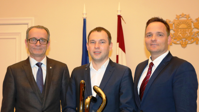 Tieslietu ministra balvu par radošumu 2015.gadā saņem Tiesu administrācijas vadītājs Edvīns Balševics