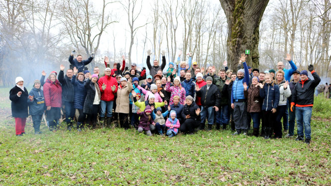 Lielajā Talkā tieslietu sistēmas darbinieki sakopj pirmā tieslietu ministra dzimto pusi!