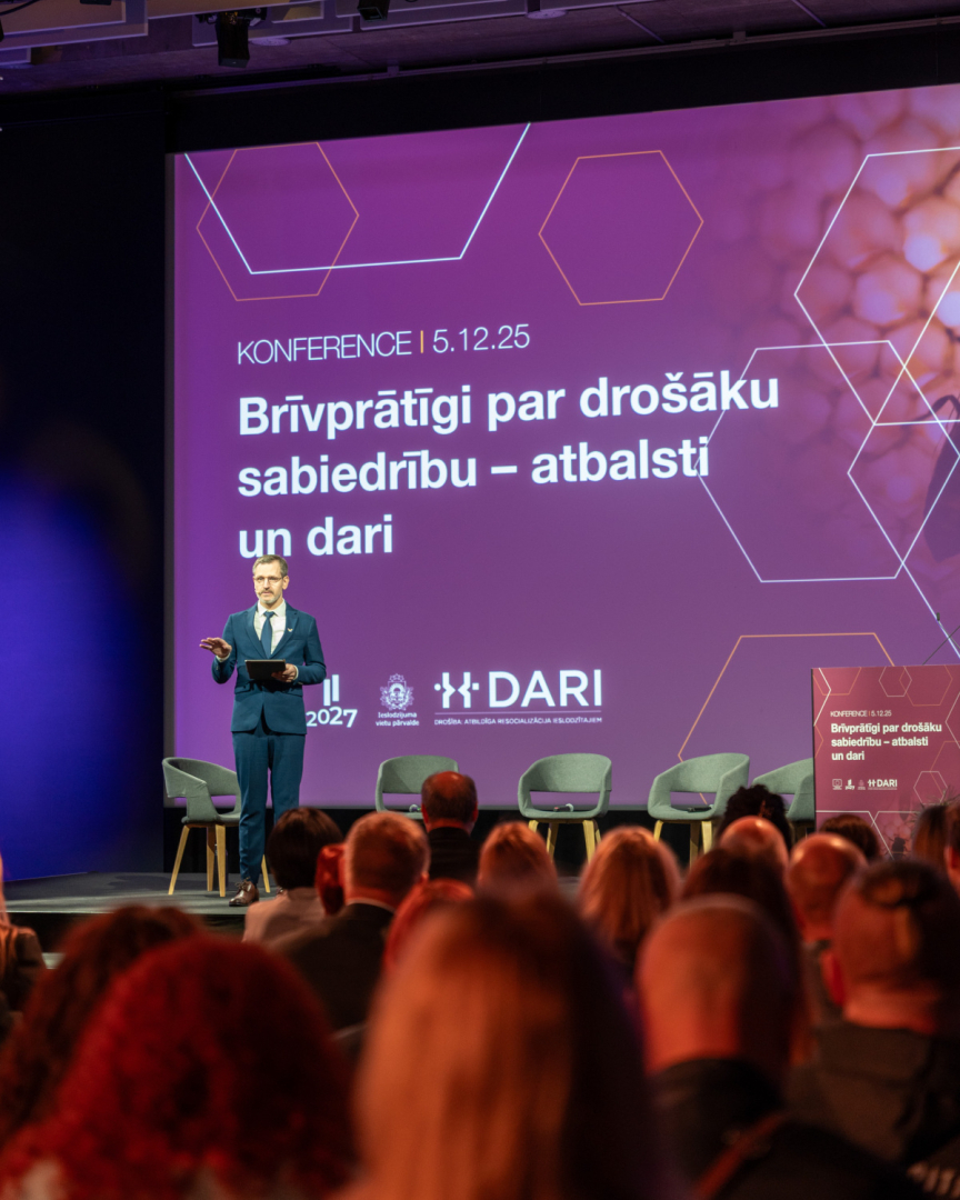 Brīvprātīgi CIlvēks -cilvēkam