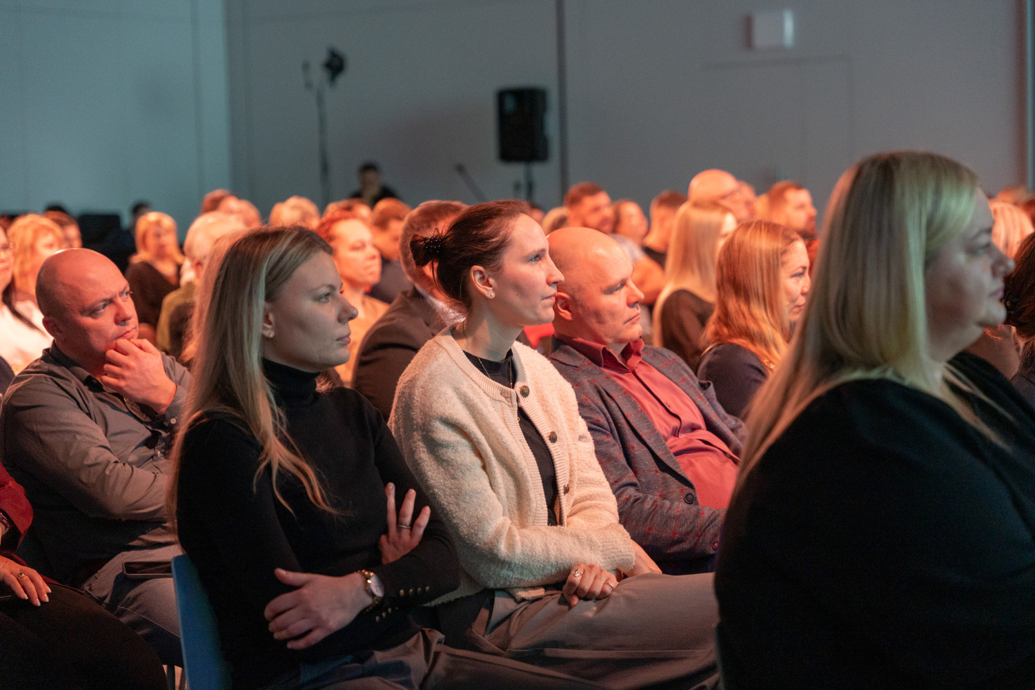 Brīvprātīgi CIlvēks -cilvēkam