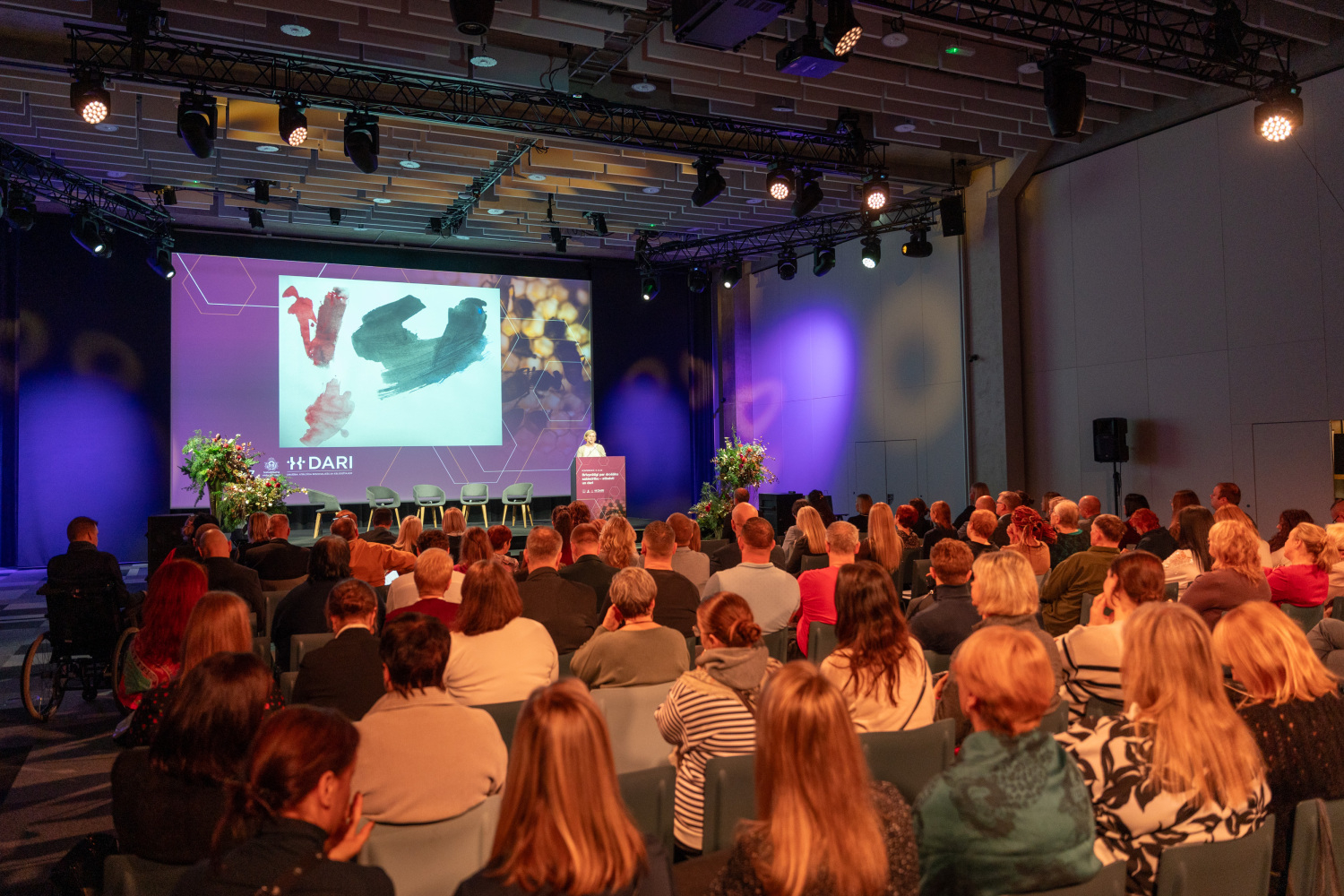 Brīvprātīgi CIlvēks -cilvēkam