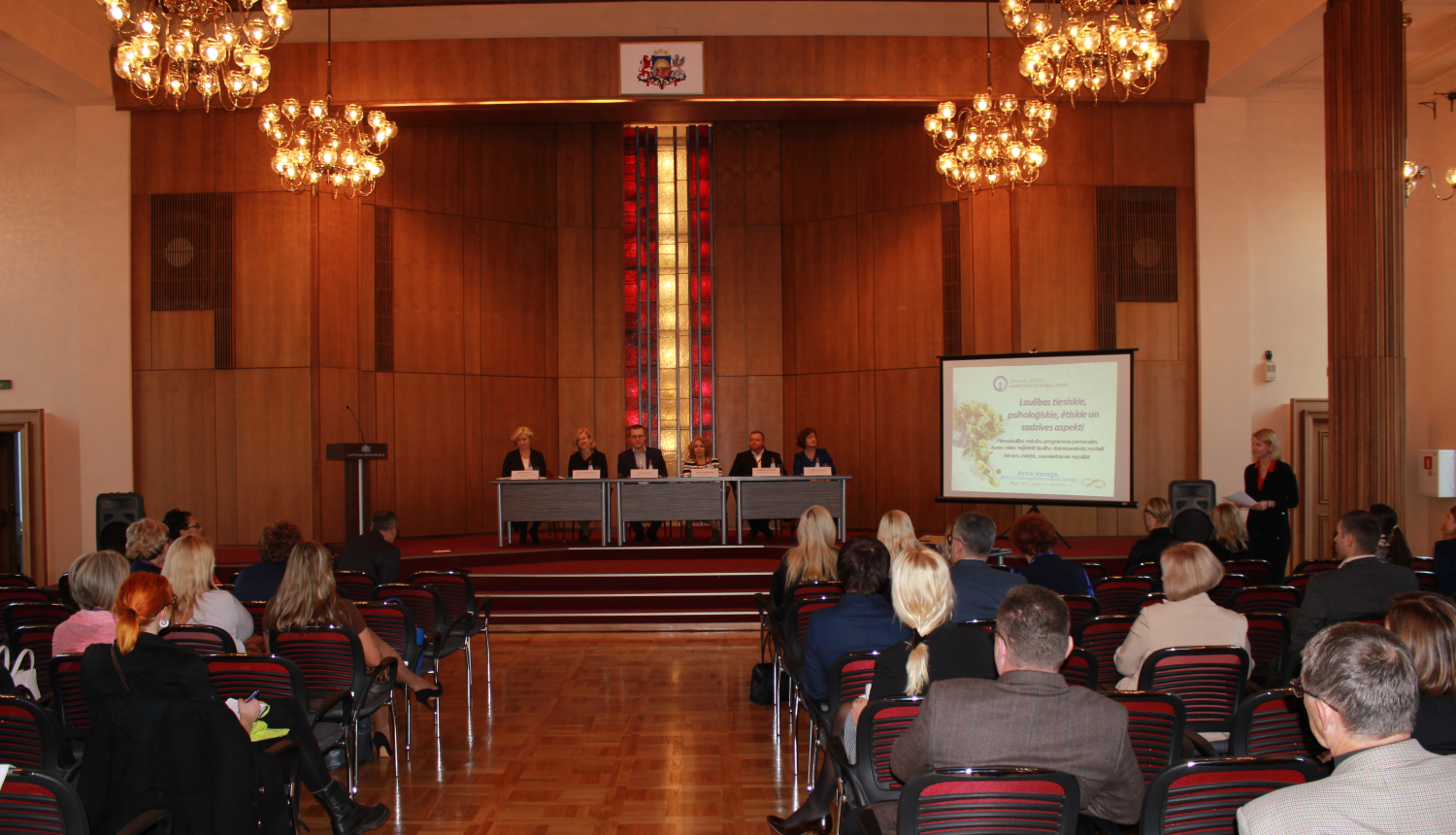 Veiksmīgi noritējusi pirmslaulību apmācību programmas izstrāde