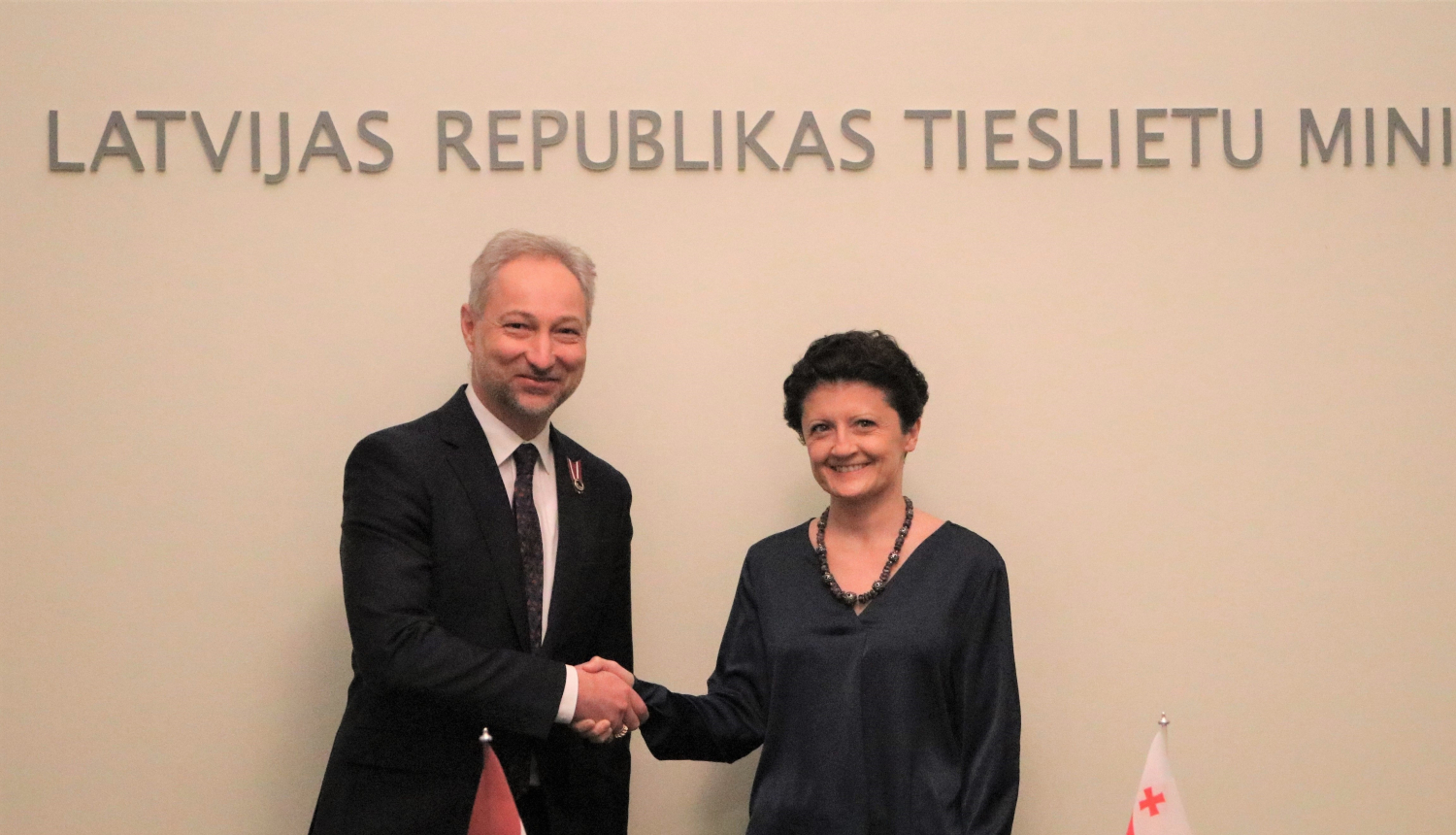Latvija sniedz atbalstu tiesiskuma stiprināšanai Gruzijā