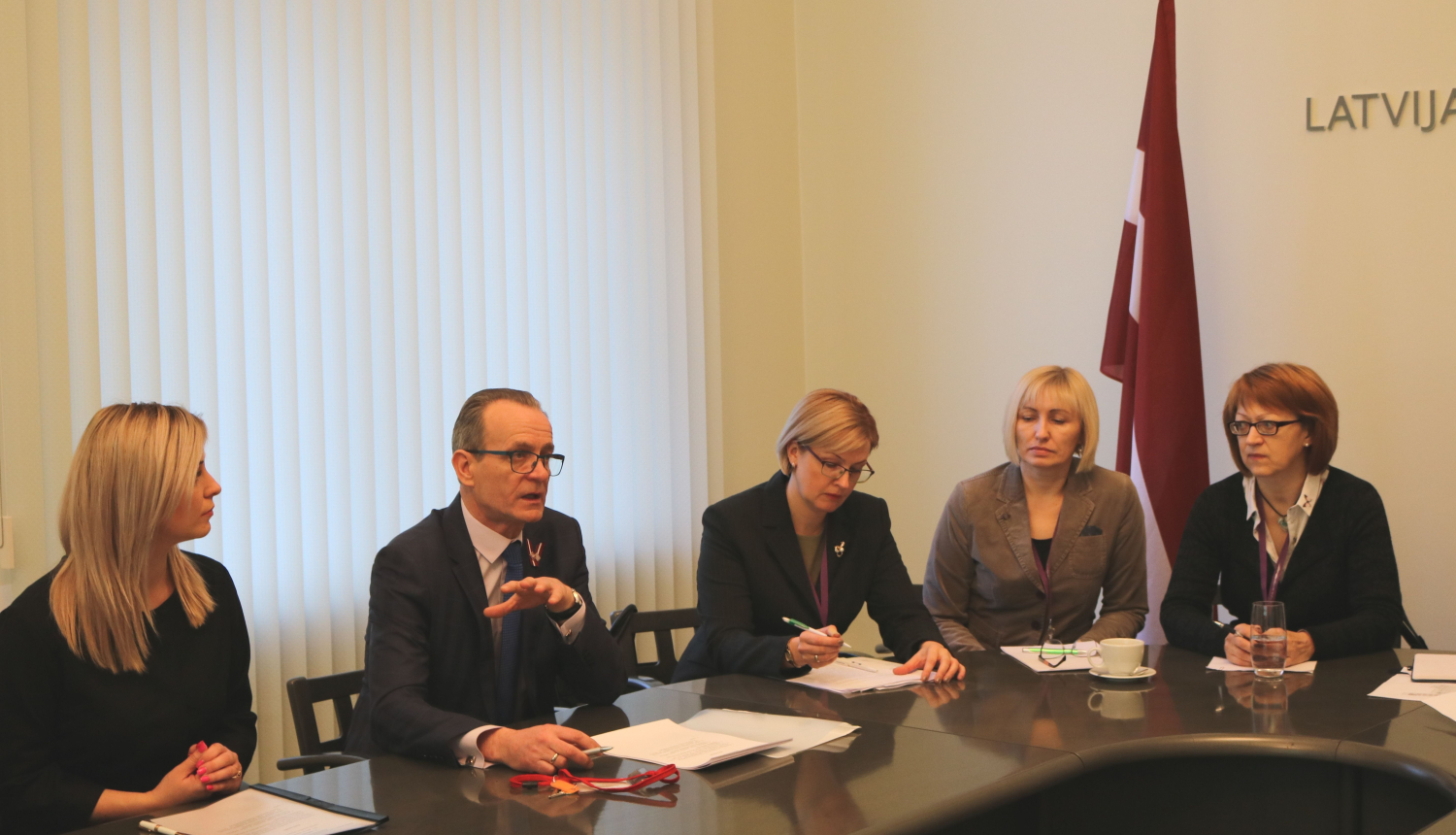 Tieslietu ministrs: sabiedrības informēšanas pasākumi jau devuši rezultātus – samazinās bērnu pārrobežu lietu skaits