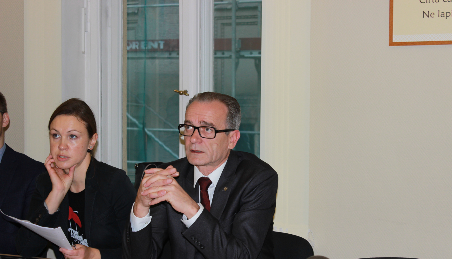 TM rosina diskusijas deputātu vidū par piespiedu dalītā īpašuma izbeigšanas risinājumu