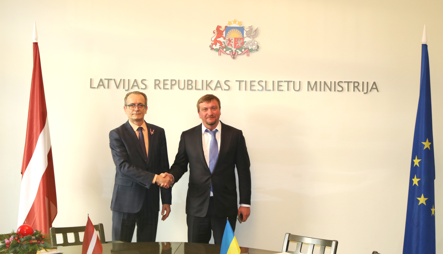 Latvijas un Ukrainas ministri vienojas par sadarbības stiprināšanu tieslietās