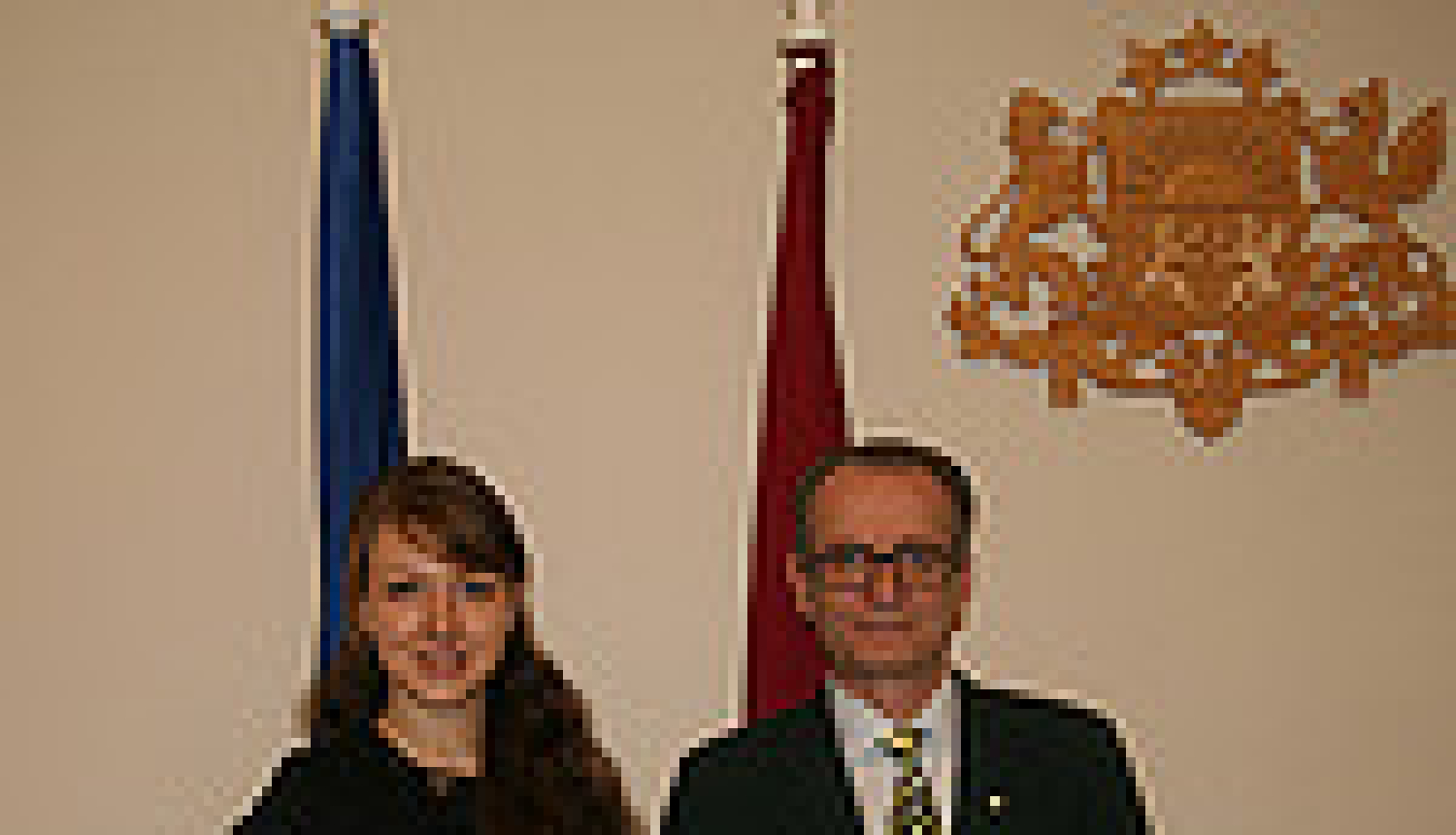 Tieslietu ministrs pieņem tiesu izpildītāja palīdzes svinīgo solījumu