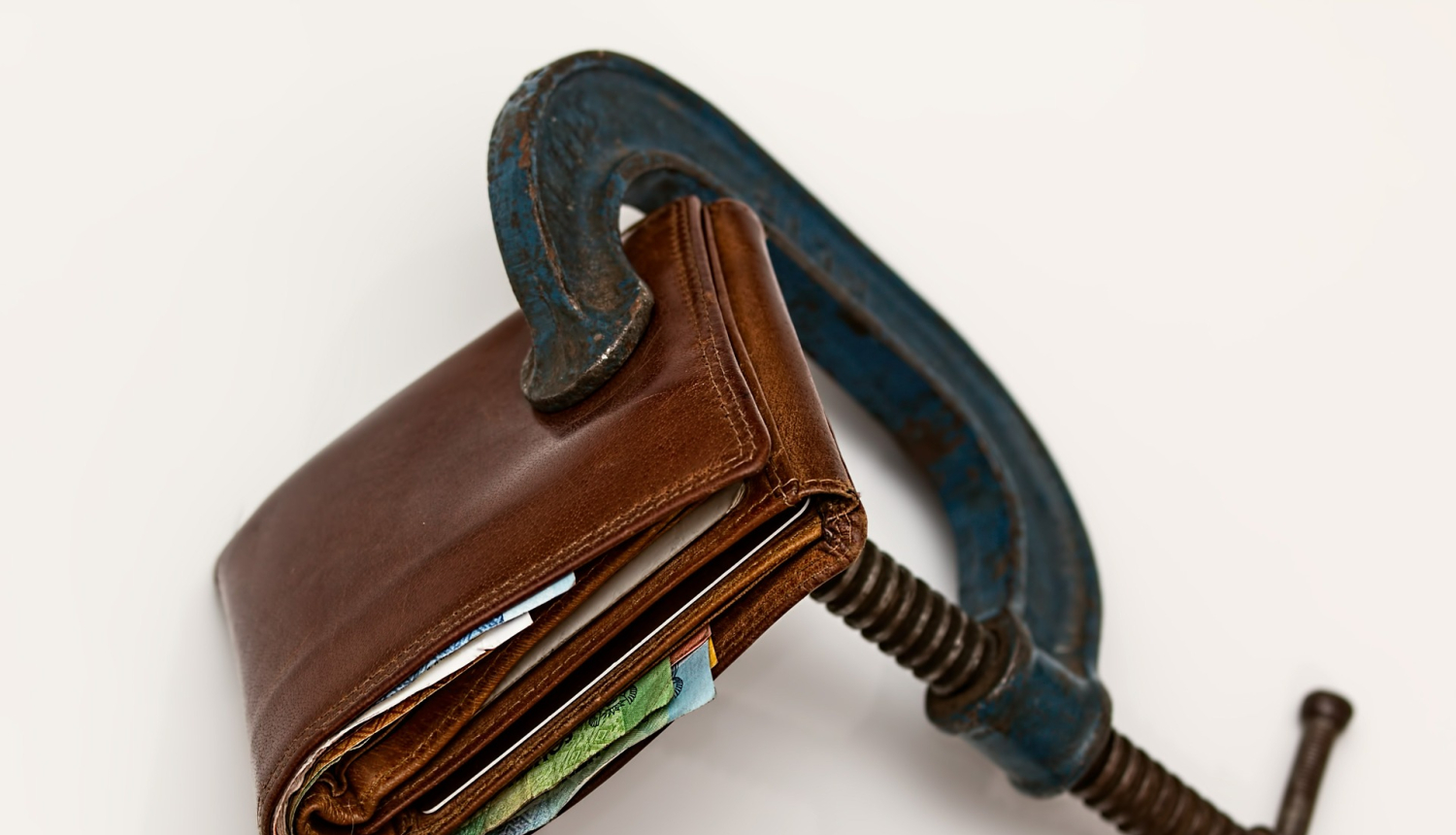 TM plāno nodrošināt iespēju atbrīvot no parādsaistībām personas ar zemiem ienākumiem un nelielu parādu