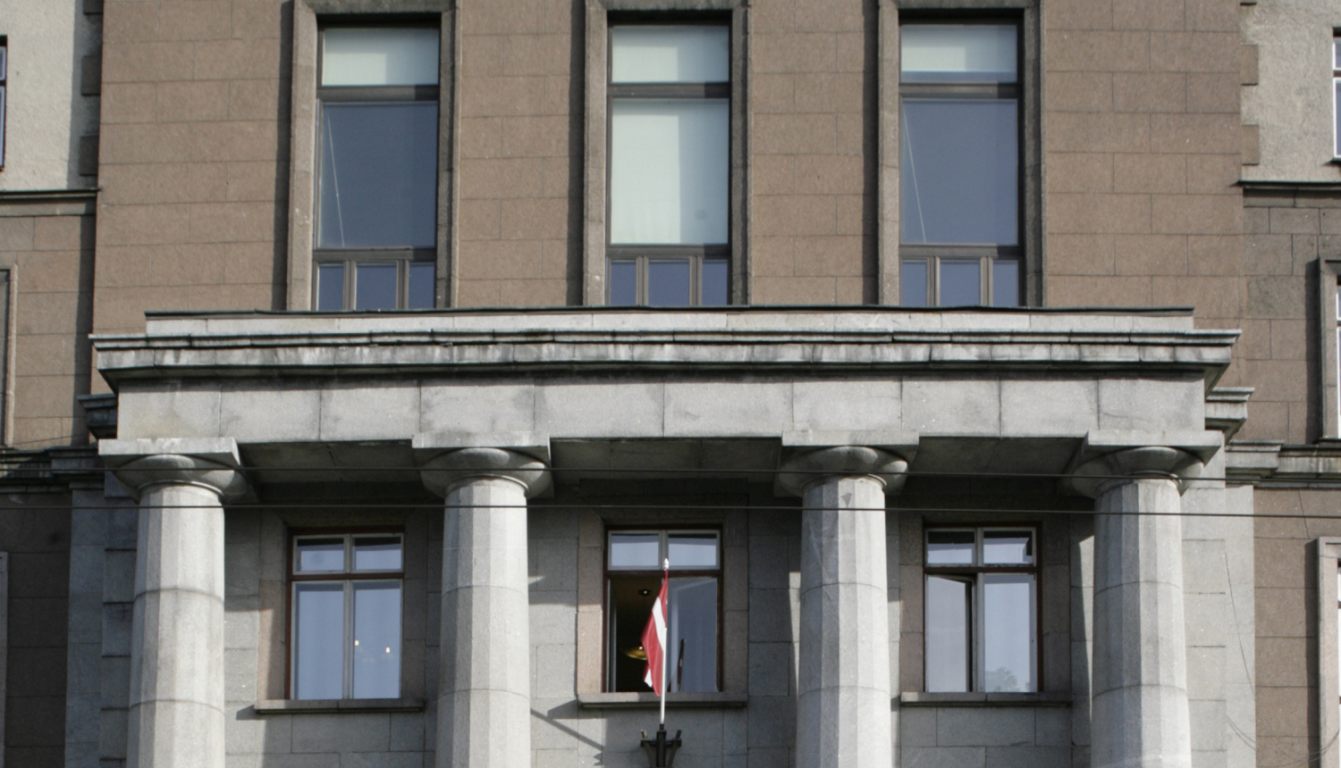 Tieslietu ministrijai 97!