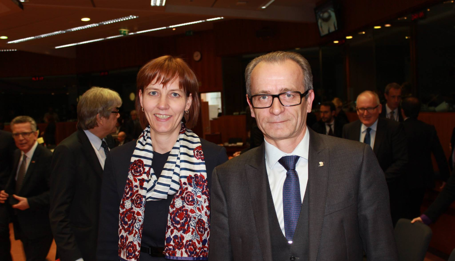 Dzintars Rasnačs piedalās ārkārtas Padomē Briselē