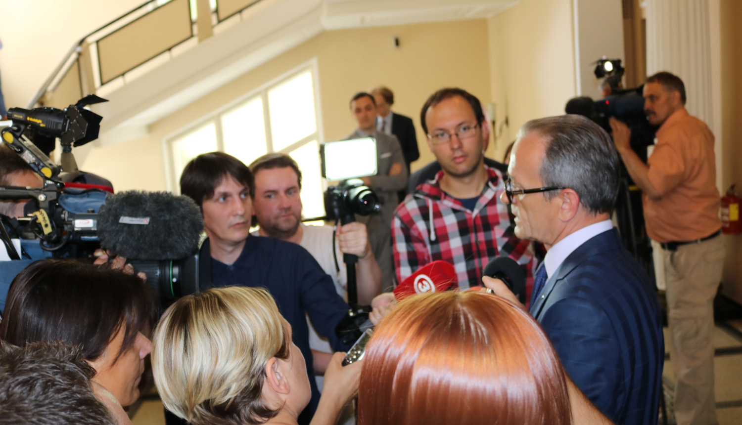 Tieslietu ministrs publiski atvainojas par TM autotransporta izmantošanu steidzamības kārtībā