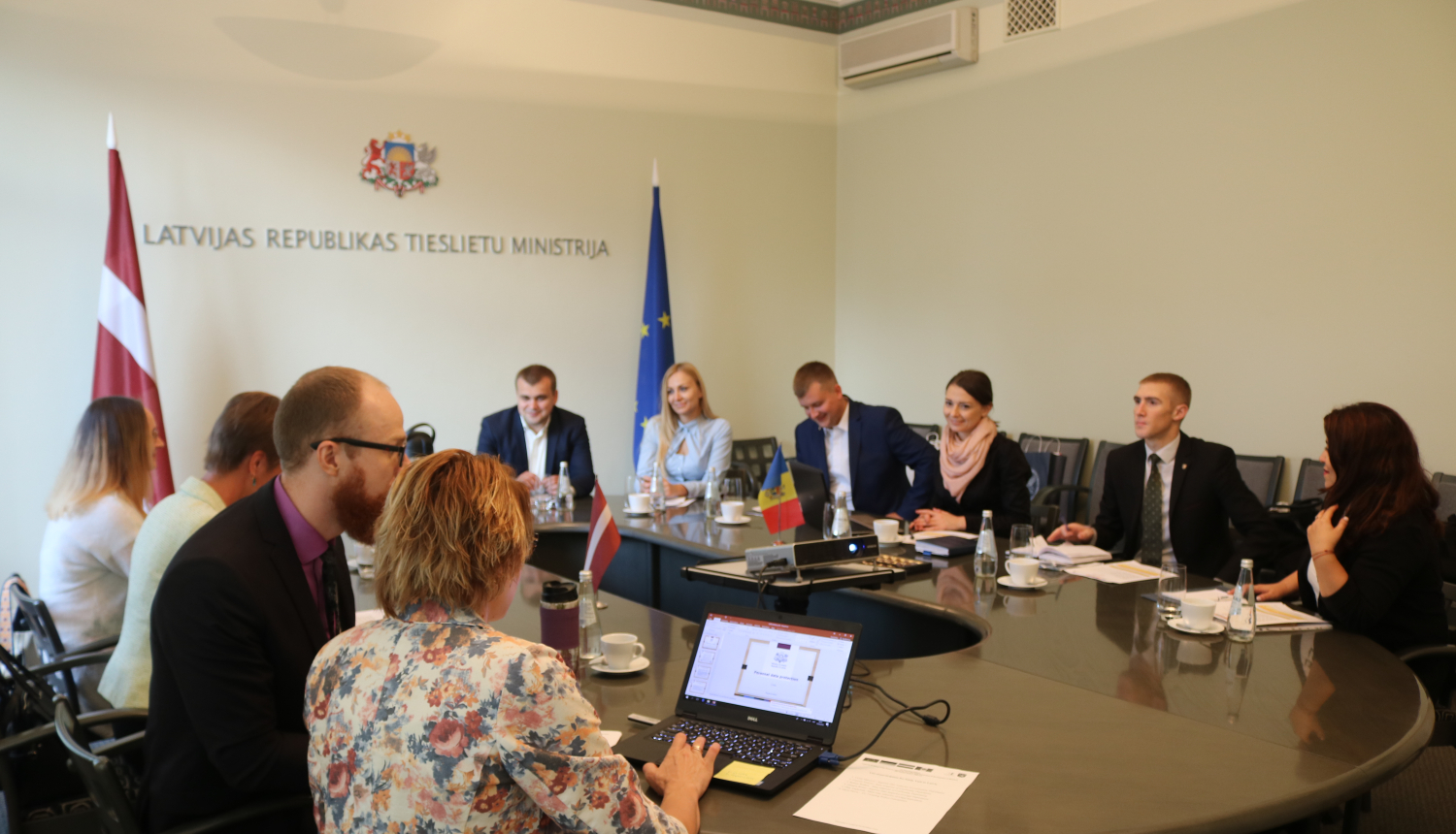 Moldovas Republikas Nacionālā personas datu aizsardzības centra pārstāvji pieredzes apmaiņas vizītē viesojas Latvijā