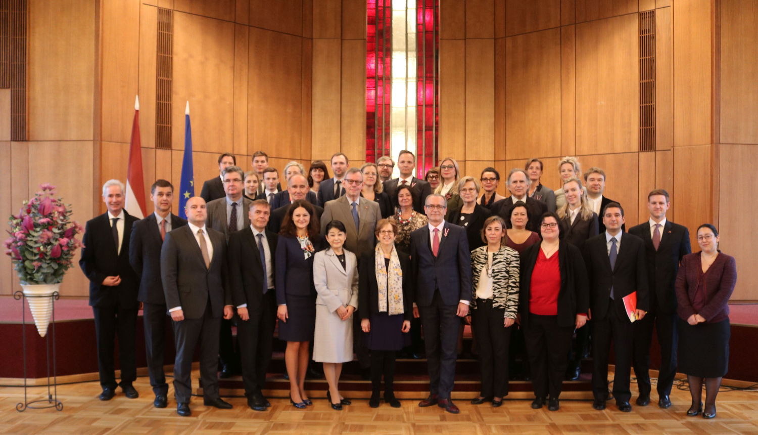 Dzintars Rasnačs un TM amatpersonas informē ārvalstu diplomātus par tieslietu reformām