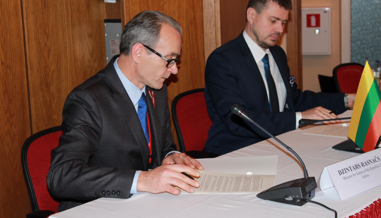 Baltijas valstu tieslietu ministri parakstījuši deklarāciju par PSRS okupācijas nodarīto zaudējumu aprēķināšanas nepieciešamību
