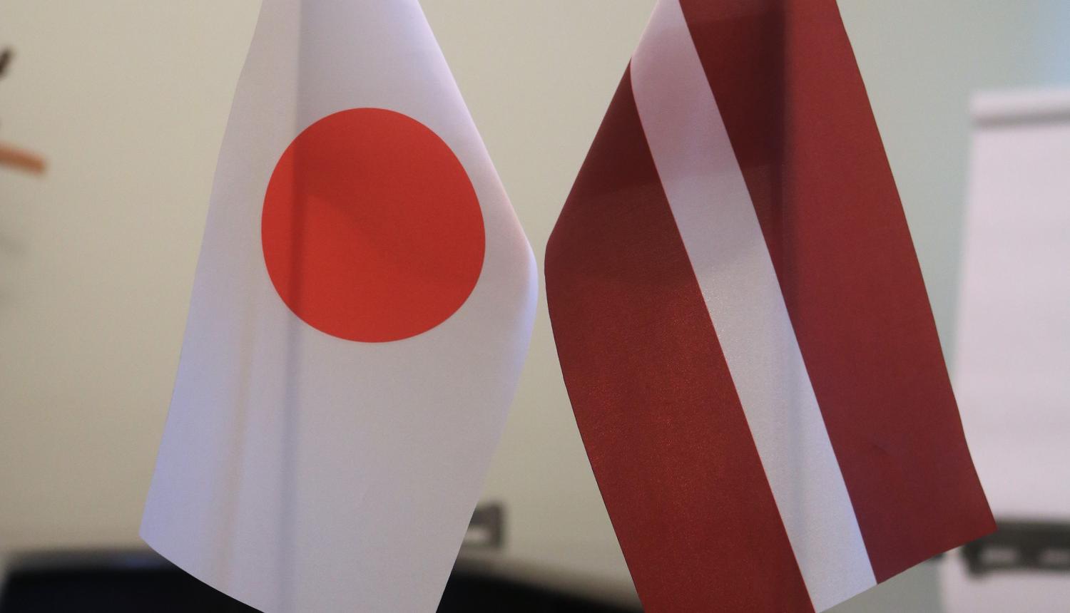 Tieslietu ministrs tiekas ar Japānas vēstnieku Latvijā