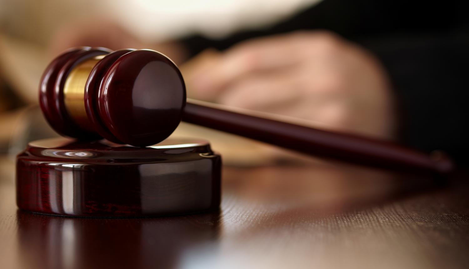 Izsludina atklātu konkursu uz Pastāvīgās Arbitrāžas Tiesas šķīrējtiesneša amatu