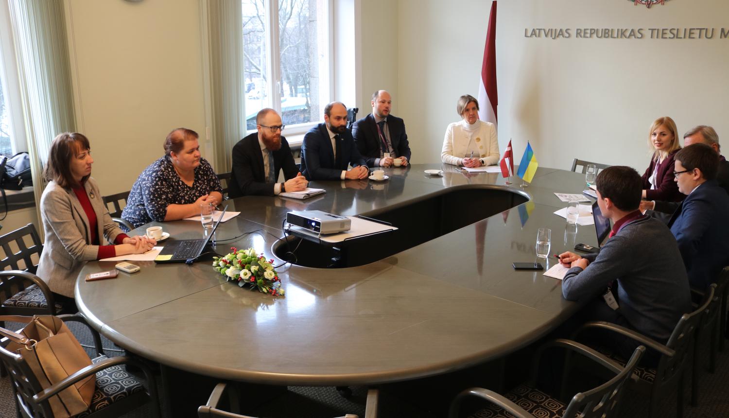 Tieslietu ministrijā viesojas pārstāvji no Ukrainas un Norvēģijas tieslietu un korekcijas dienestu nozarēm